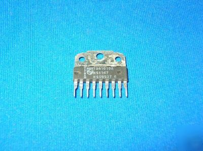 TDA1010A 6W audio amplifier with preamplifier ic