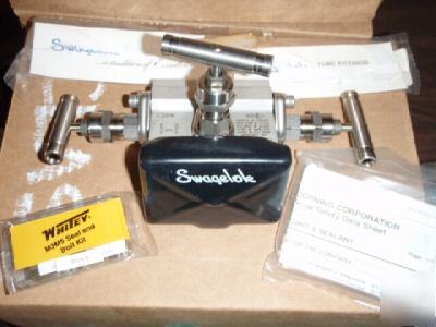 Swagelok manifold, complete spare, p/n ss- M3PDF8-fl