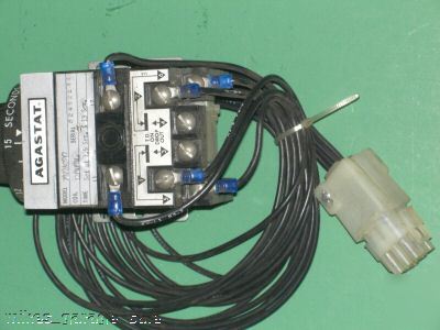 Agastat 1.5-15 second timer 120 volts 7022ACSY2 nos obo