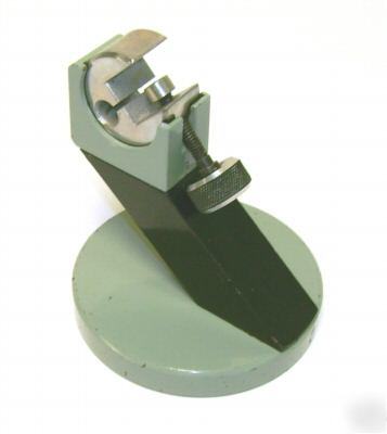Adjustable micrometer stand