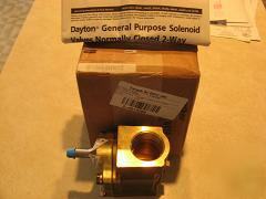 Dayton 1A581 solenoid valve 1 1/2