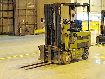 Clark electric forklift ECS30, 3 stage 4875 lb capacity