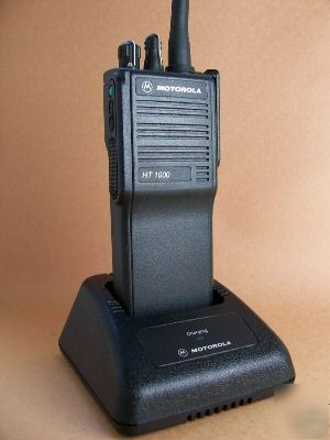 New mint motorola HT1000 vhf 16-ch radio w/ accessories